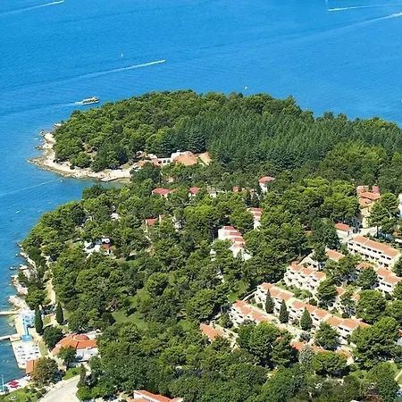 Relaxing Family Near Porec